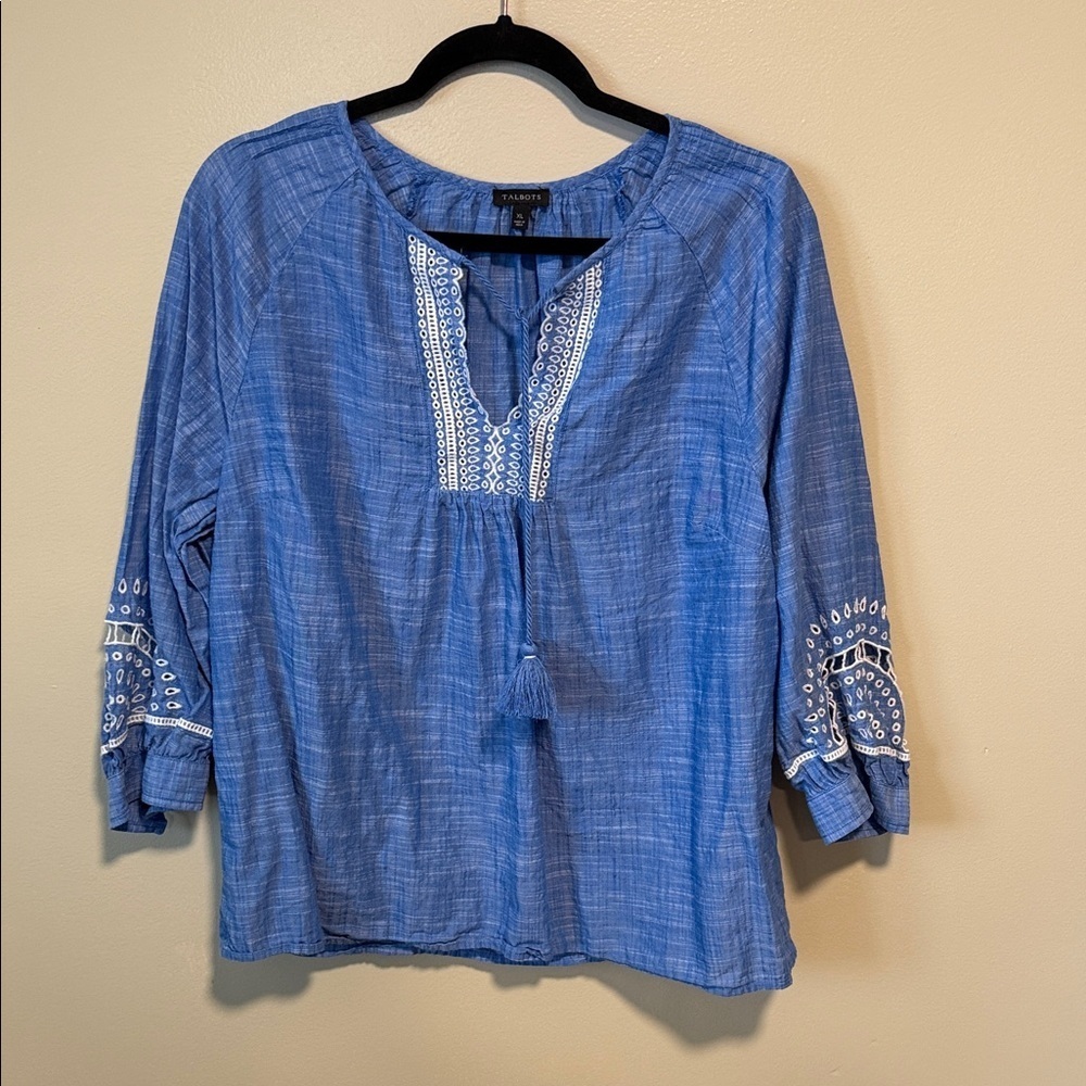 Talbots 100% Cotton Blue Blouse with White Embroidery Size XL